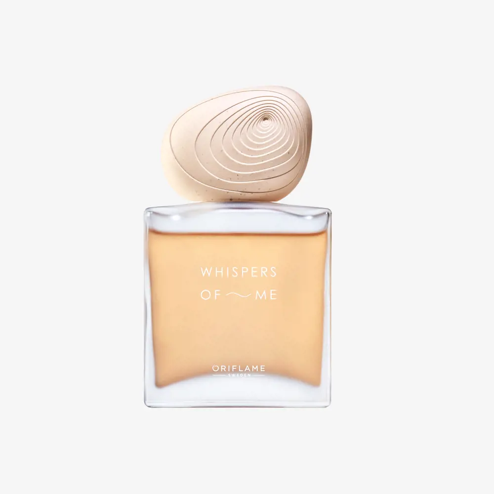 عطر Whispers Of Me اوریفلیم 50 میلیلیتر با رایحه گلی، میوهای و مُشکی
